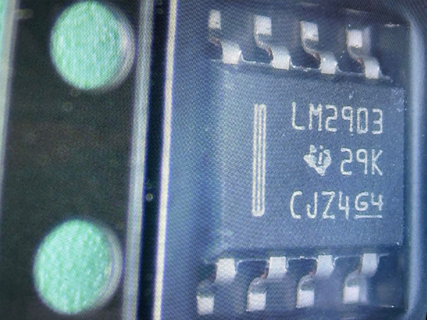 LM2903DR